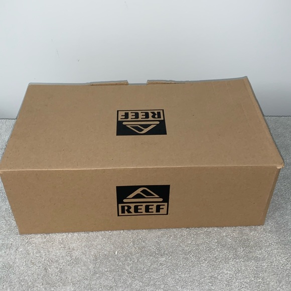 EUC Reef Cruiser Knit Sneakers Size 10 US in Gray. Very Comfortable - Picture 12 of 17